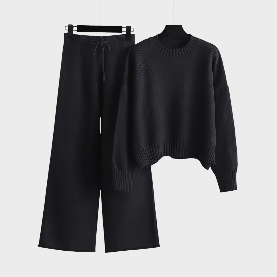 Десислава - Удобен Комплект От Плетиво