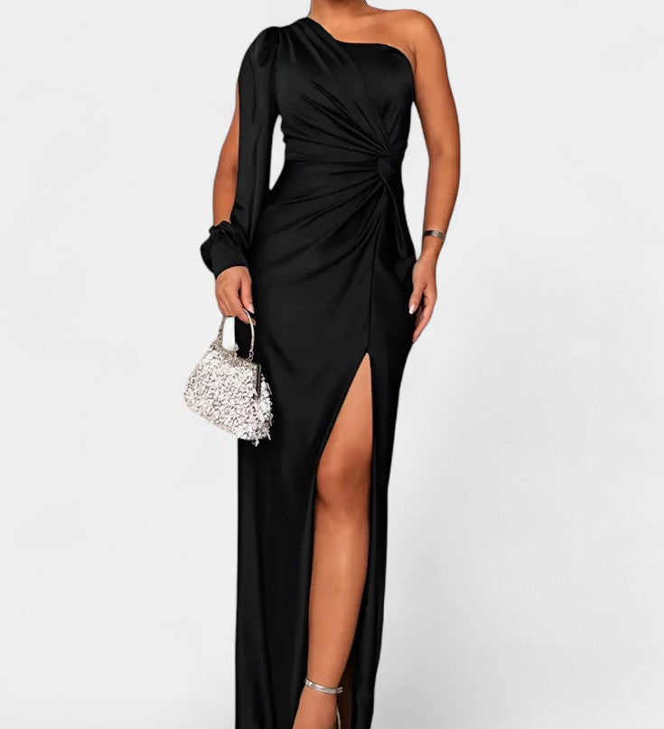 Десислава - Асиметрична Рокля с Драпиране на Едно Рамо