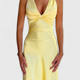 Гергана - Рокля с Увивен Талия и V-Изрез