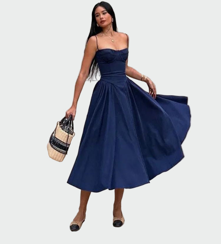 Десислава - макси рокля от сатен с тонки презрамки