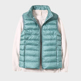 Мария - Лек пухен елек с плетен дизайн