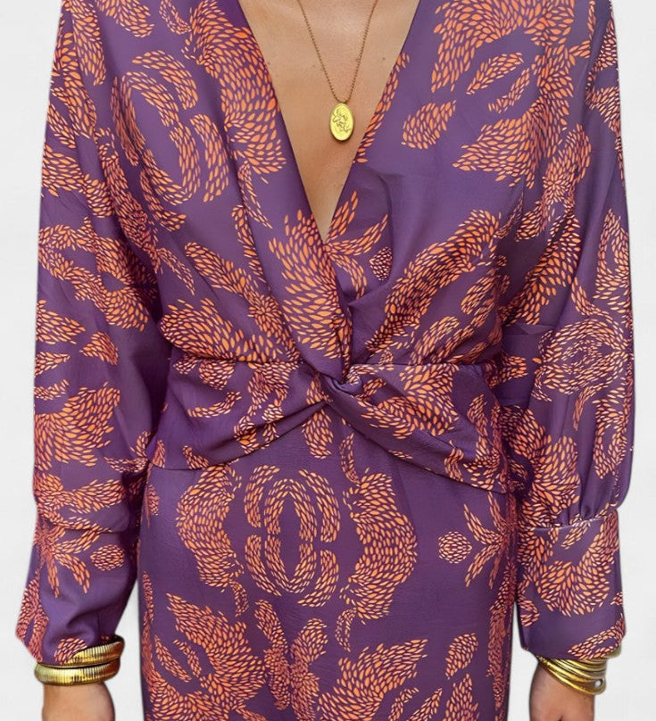 Татяна - Рокля с V Изрез и Преден Чвор