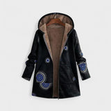 Даниела - Топла и мека якна с качулка