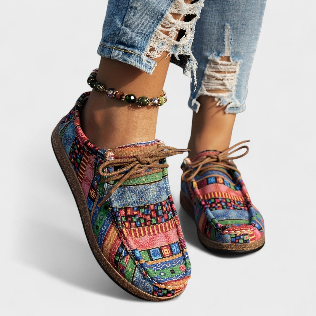 Александра - Шарени Артистични Кецове