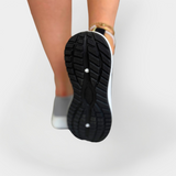 Десислава - Спортни обувки с лека материя и гъвкава подметка