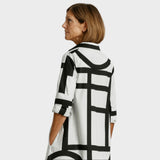 Десислава - Рокля с геометричен модел