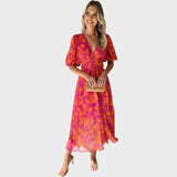 Надя - Цветна миди рокля с ръкави тип пъф и V-образно деколте