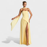 Александра - Дълга рокля с изискан дизайн