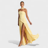 Александра - Дълга рокля с изискан дизайн