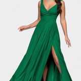 Теодора - Дълга Рокля с Драпиране Отпред и Прекрит Изрез