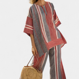 Красимира - Комбинезон Oversize Daisy от ленен материал с ивици в червен коралов и сив цвят, модерен и удобен стил