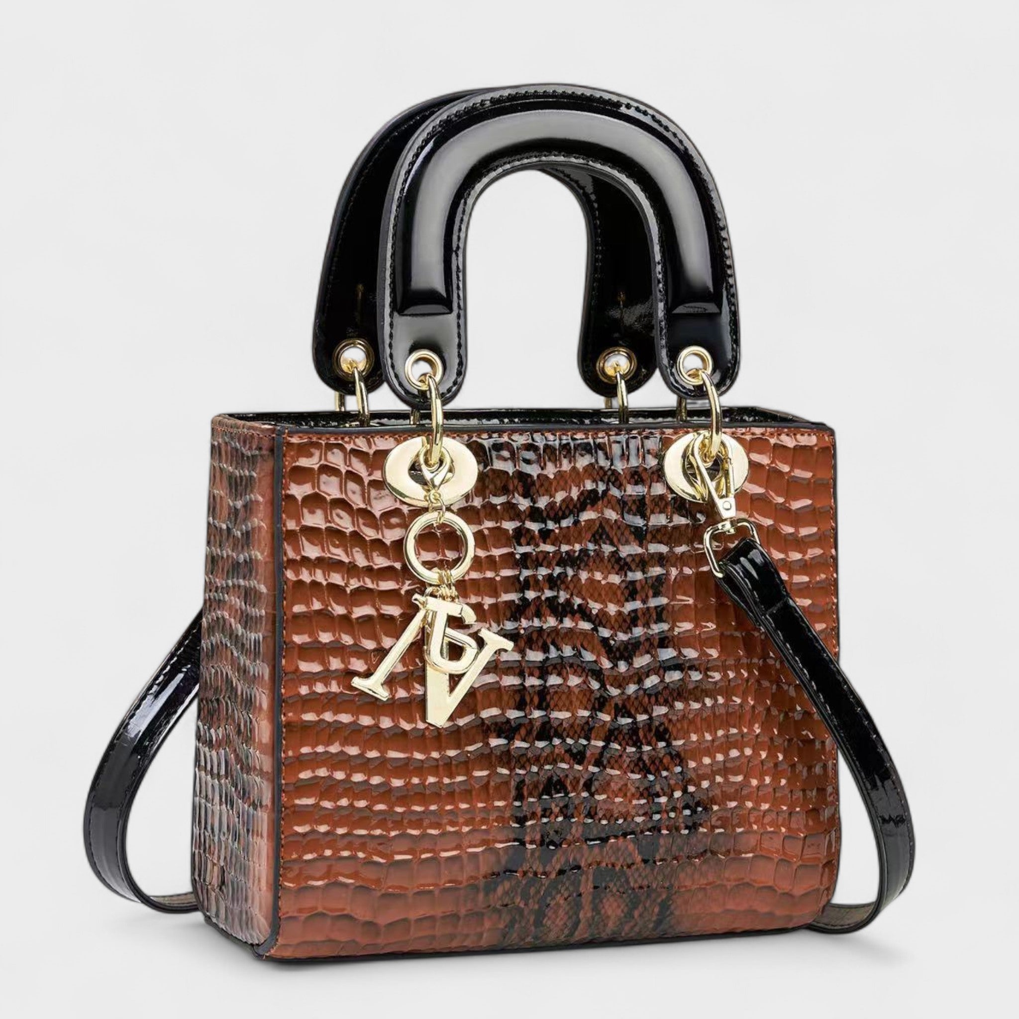 Десислава - Чанта Ефект Змия