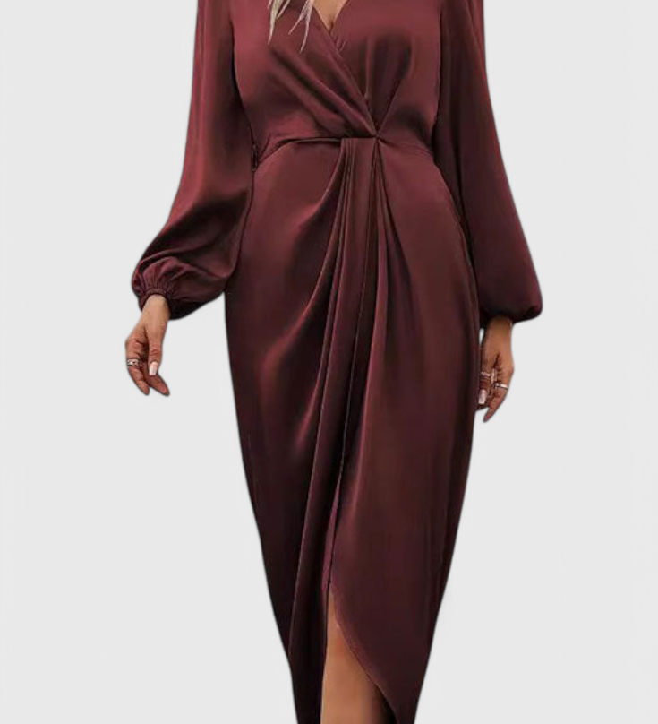 Даниела - Елегантна Дълга Рокля с V-Изрез и Страничен Разрез