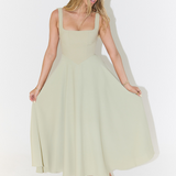 Елена - Миди Рокля с Романтична Линия