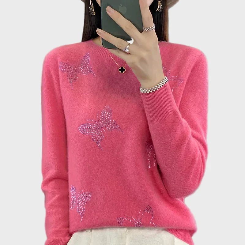 Десислава - Плетен Дамски Пуловер с Узор на Пеперуда