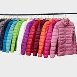 Радостина - Ултра лека пухенка с елегантни надигания