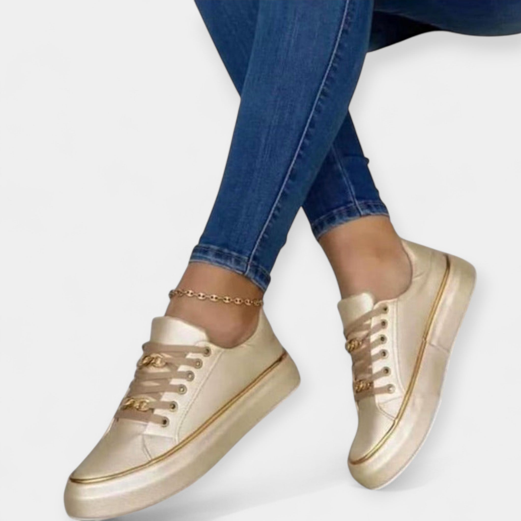 Десислава - Обувки за Разходка