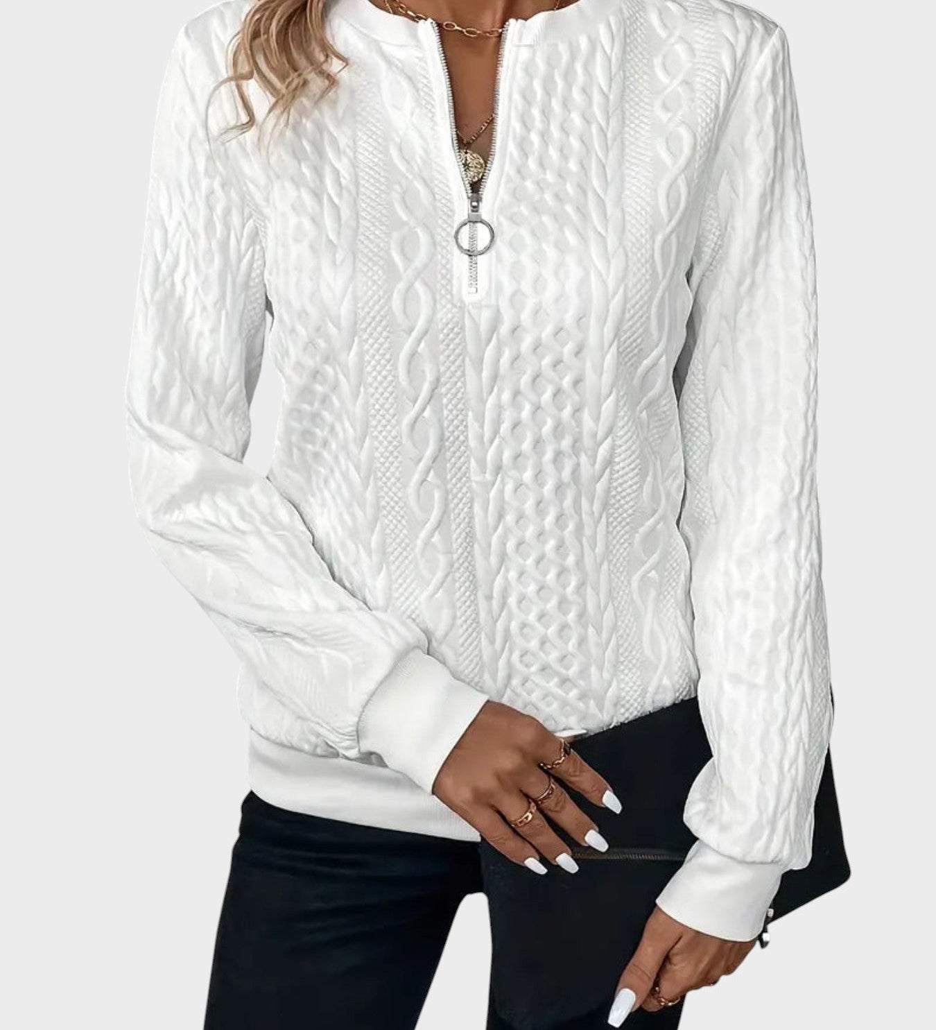 Милена - Дамски пуловер от плетиво