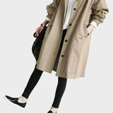 Преслава – стилно тренчкот палто