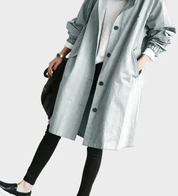 Преслава – стилно тренчкот палто