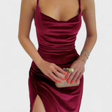 Зорница - Рокля от кадифе със страничен разрез