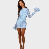 Ивета - Кратка цветна рокля с камбанести ръкави