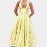 Десислава - Рокля с Отворен Гръб и Корсетен Дизайн