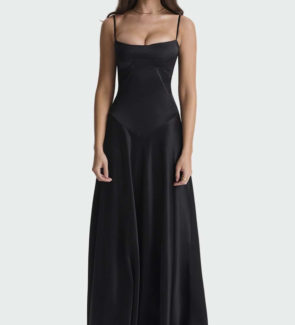 Радостина - Сатенена макси рокля с тънки презрамки