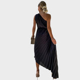 Петя - Елегантна Рокля с Набръчкани Рамена