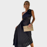 Петя - Елегантна Рокля с Набръчкани Рамена