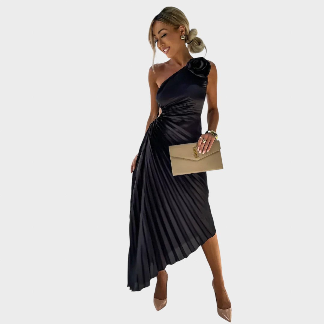 Петя - Елегантна Рокля с Набръчкани Рамена