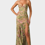 Десислава - Рокля с Въздушна Елегантност и Вечен Стил