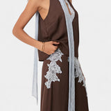 Надежда - Комплект Топ и Пола с Контрастни Чипкови Пана