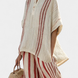 Виктория - Зашеметяващо Двучастно Облекло Дейзи с Червени Ленти в Естествена Текстура