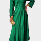 Даниела - Плавна Рокля с V Изрез и Дълги Ръкави