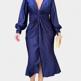 Виктория - Дълга Рокля с Дълги Ръкави и V-образно Деколте