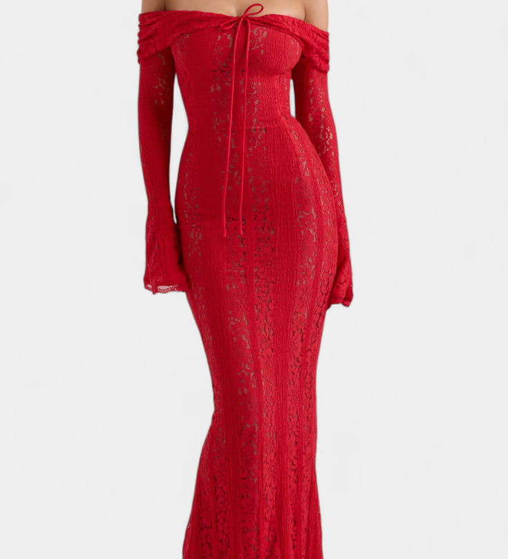 Теодора - рокля "Josipa" с открити рамена от Дантела