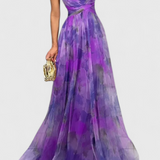 Милена - рокля Магдалена с цветен десен и V-образно деколте