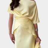 Десислава - Топ с Прекръстени Презрамки и Лека Пола