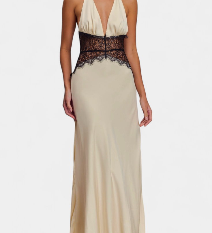 Ралица - Рокля с Халтер Изрез и Прозрачен Чипков Струк