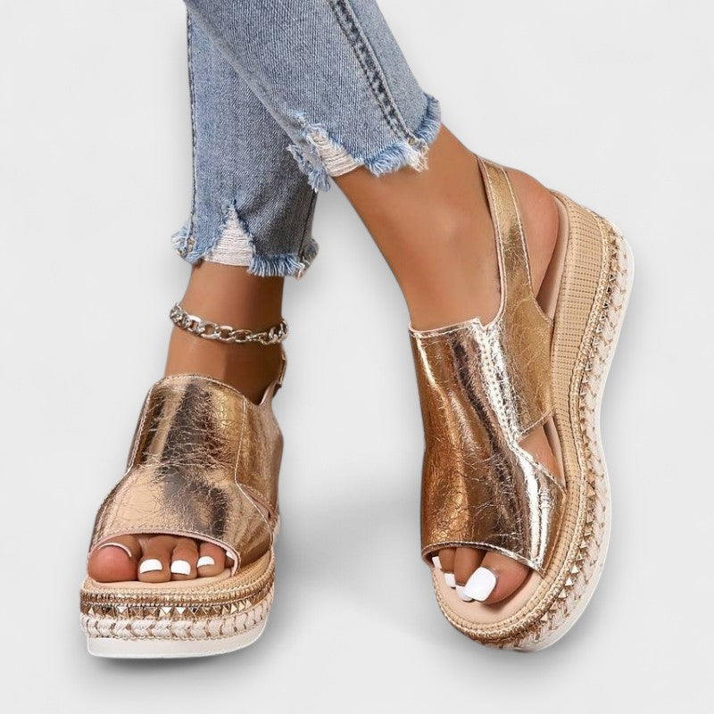 Десислава - Ортопедични сандали